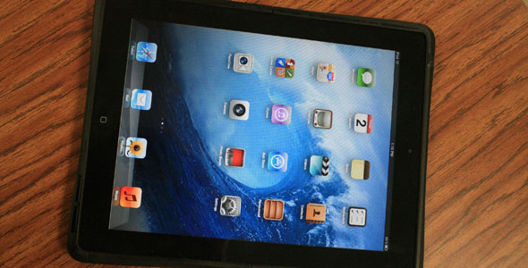 Pilot program brings iPads to all high school campuses