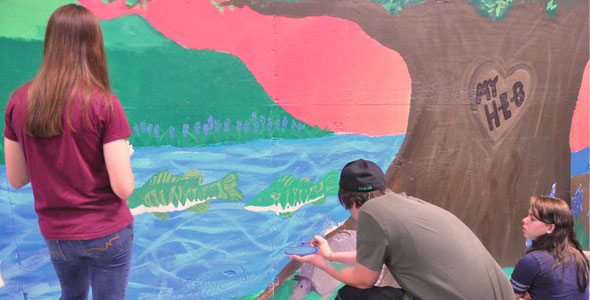 Art club creates mural at HEB