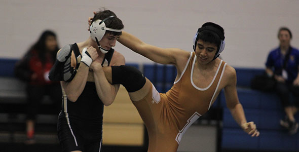 Seven wrestlers advance to state meet