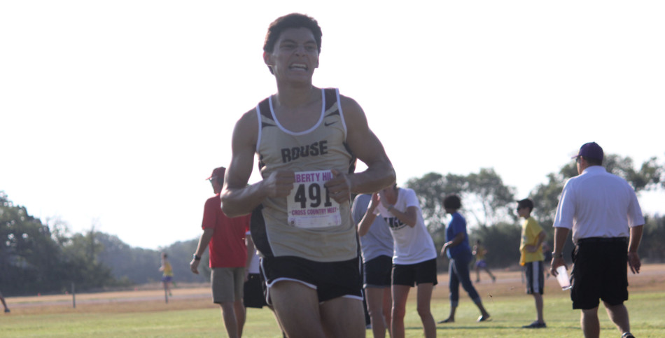 Cross Country Q&A with junior Suede Mora
