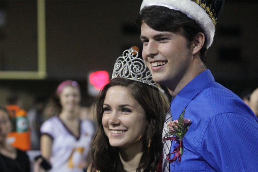 Sydney+Lemanski+and+Dustin+Asbury+were+named+Queen+and+King+at+the+2015+Homecoming+ceremony.