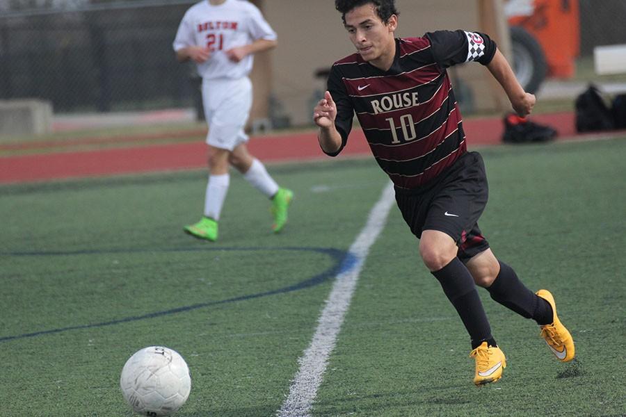 Luis Jovel chases after the ball during the Belton game.