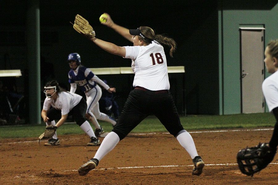 Lexi+Shafer+pitches+in+the+Pflugerville+game%2C+April+1.+The+Raiders+won+the+second+round+district+game%2C+3-2.