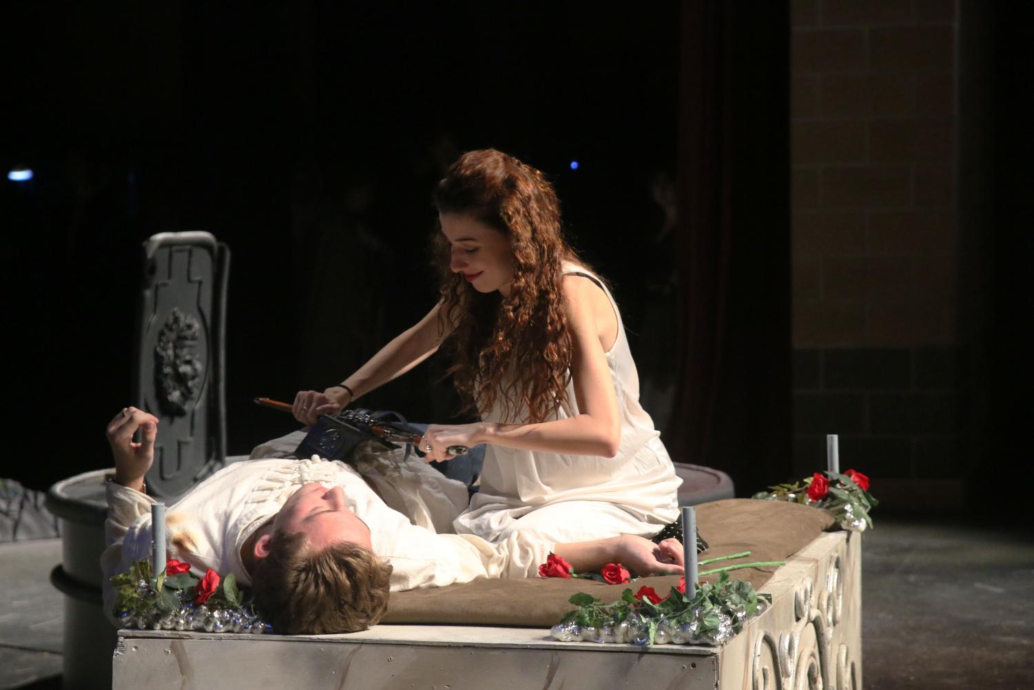 Romeo+and+Juliet+Opens+Thursday